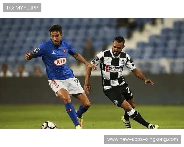 波尔图边路传中频频找准点完成建功：速度与精准交织的胜利叙事