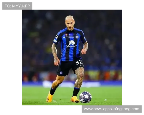 国米迪马尔科超远距离吊射险些成天外飞仙